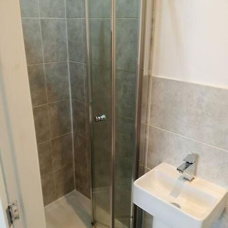 Ensuite Double-Bed Бёрнли Экстерьер фото