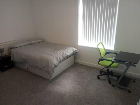Ensuite Double-Bed Бёрнли Экстерьер фото